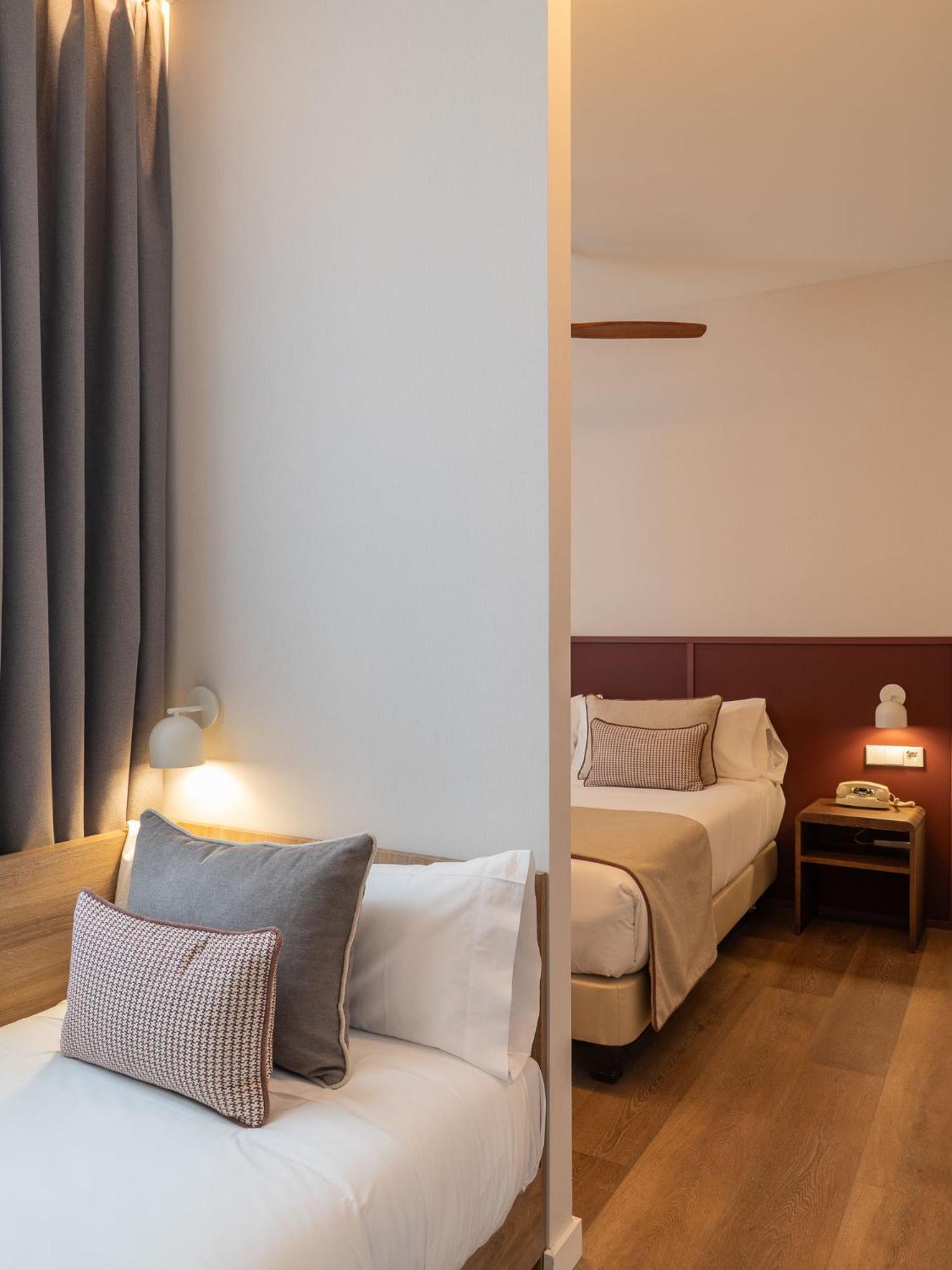 Hotel Well And Come Malaga Ngoại thất bức ảnh