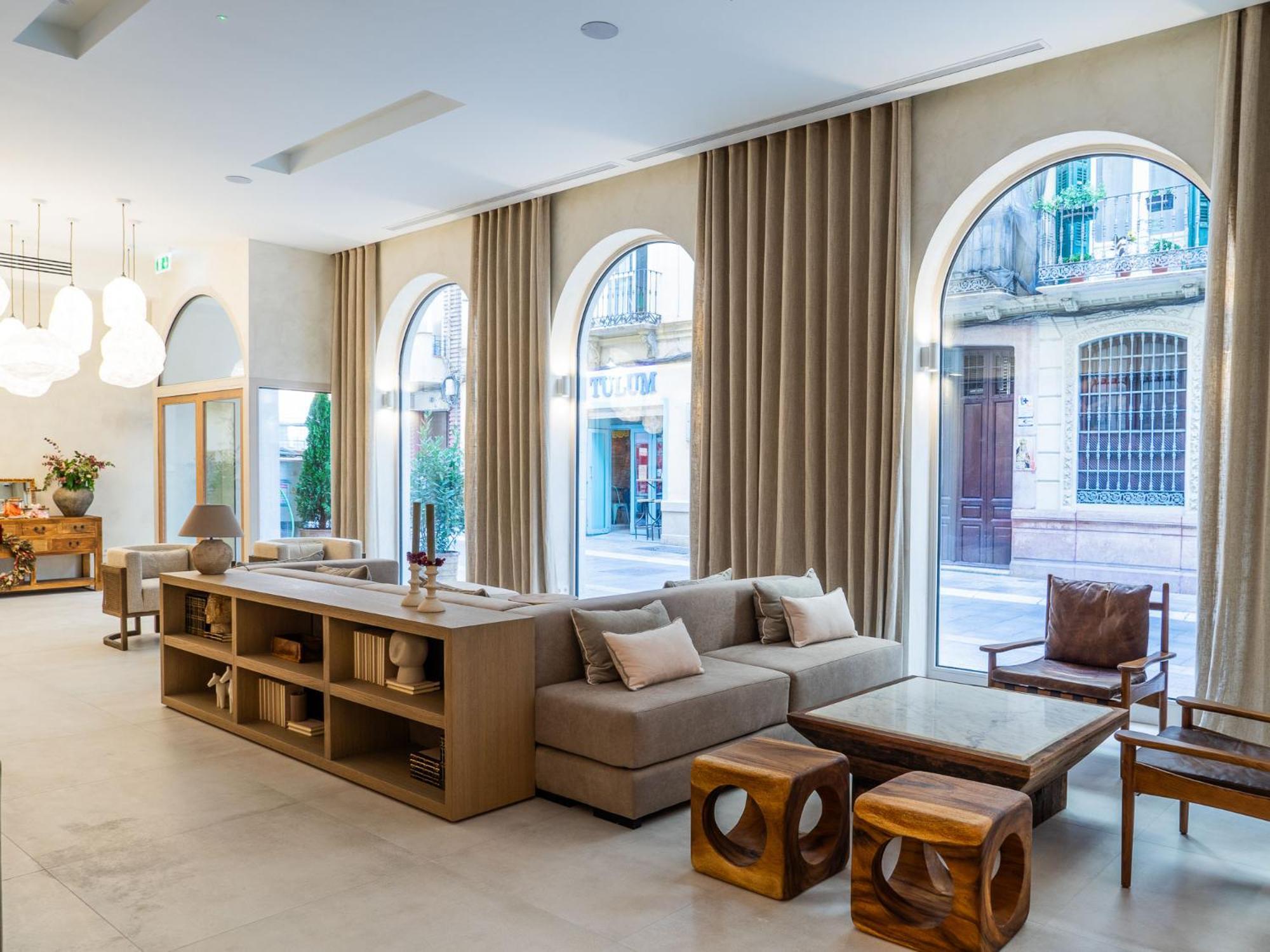 Hotel Well And Come Malaga Ngoại thất bức ảnh
