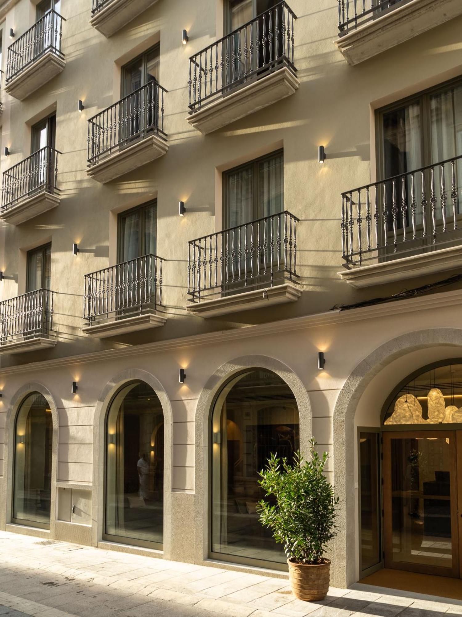 Hotel Well And Come Malaga Ngoại thất bức ảnh