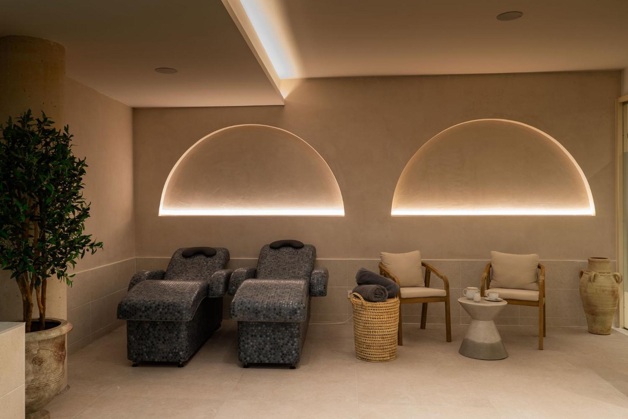 Hotel Well And Come Malaga Ngoại thất bức ảnh